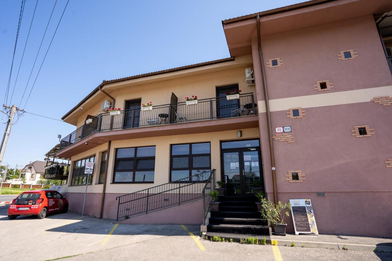 Penzion Toscana Nitra Ngoại thất bức ảnh