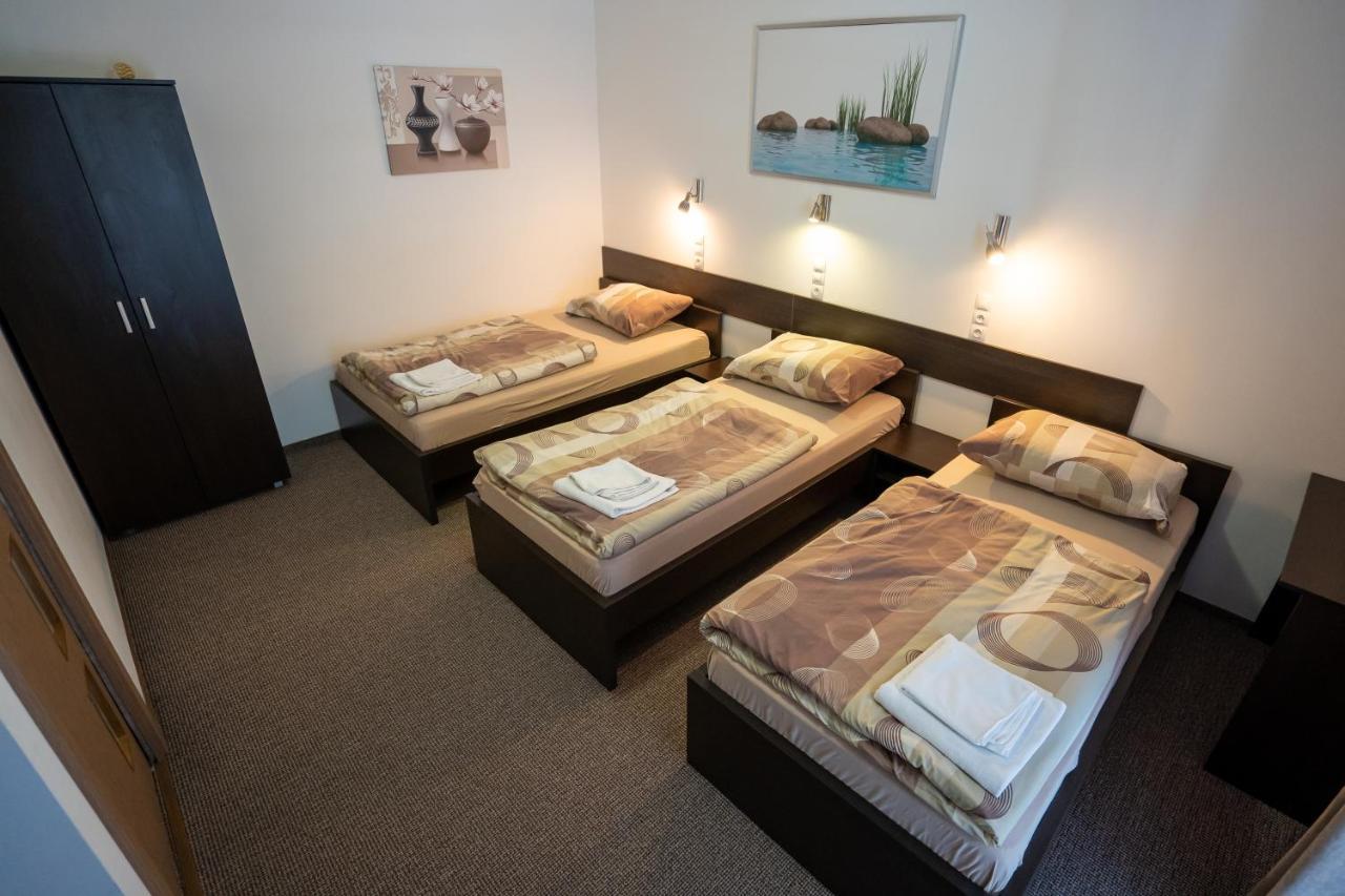 Penzion Toscana Nitra Ngoại thất bức ảnh