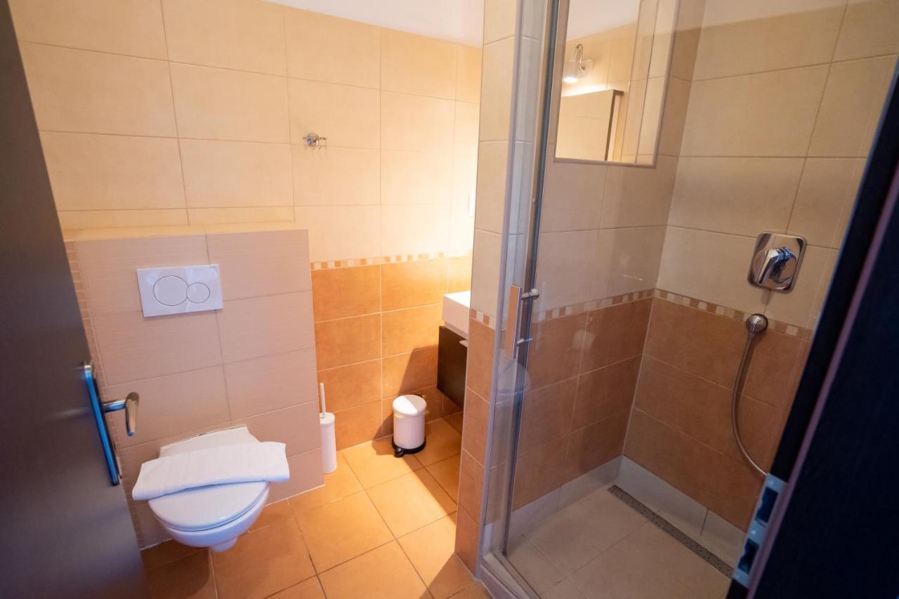 Penzion Toscana Nitra Ngoại thất bức ảnh