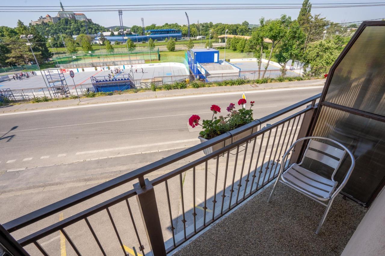 Penzion Toscana Nitra Ngoại thất bức ảnh